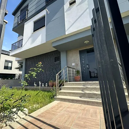Apartment Asya Lara *